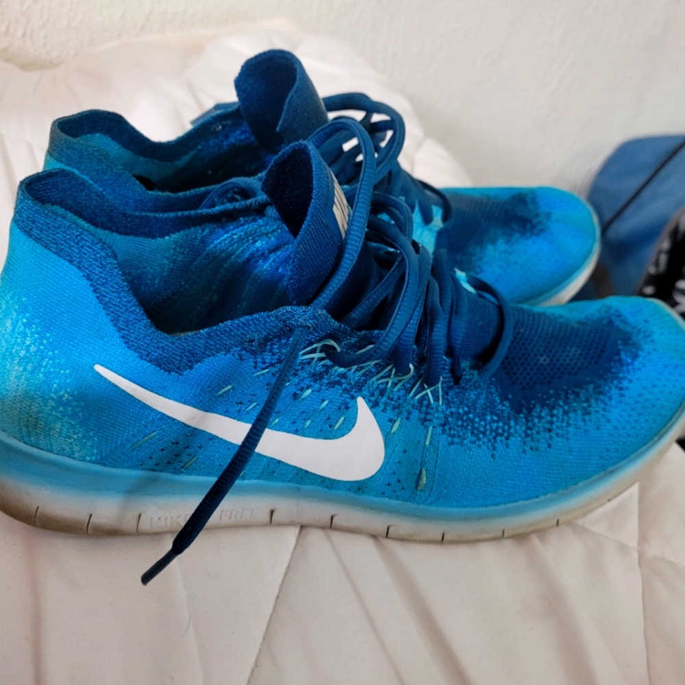 Nike Free Rn Flyknit. Size 11.5. royal blue. 2017 edition.